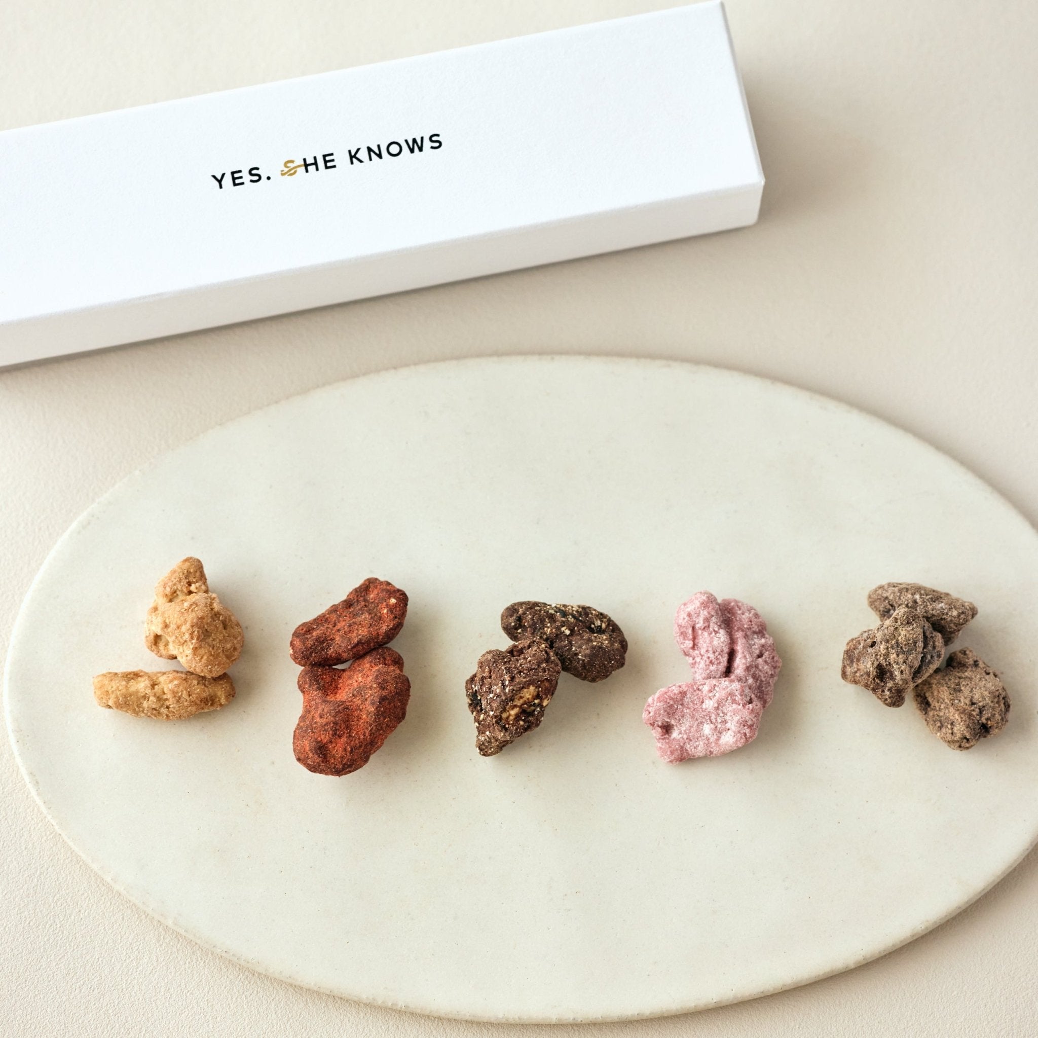 Pairing Pecan Nuts ５ - YES.SHE KNOWS